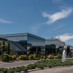 Rosmiman® incorpora a su portafolio de clientes a LaFinca Global Assets