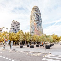 Gestión eficiente de edificios de oficinas y gubernamentales: metodologías, métricas y casos en Europa