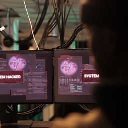 El rol del mantenimiento y Facility Management en protección de infraestructuras críticas ante ciberataques